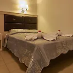 Tsitsirikos 2