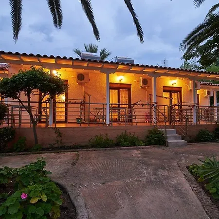 Tsitsirikos Studios 2 Toroni