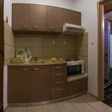 Lägenhet Tsitsirikos Studios 2