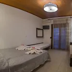 Tsitsirikos 2 トロニ
